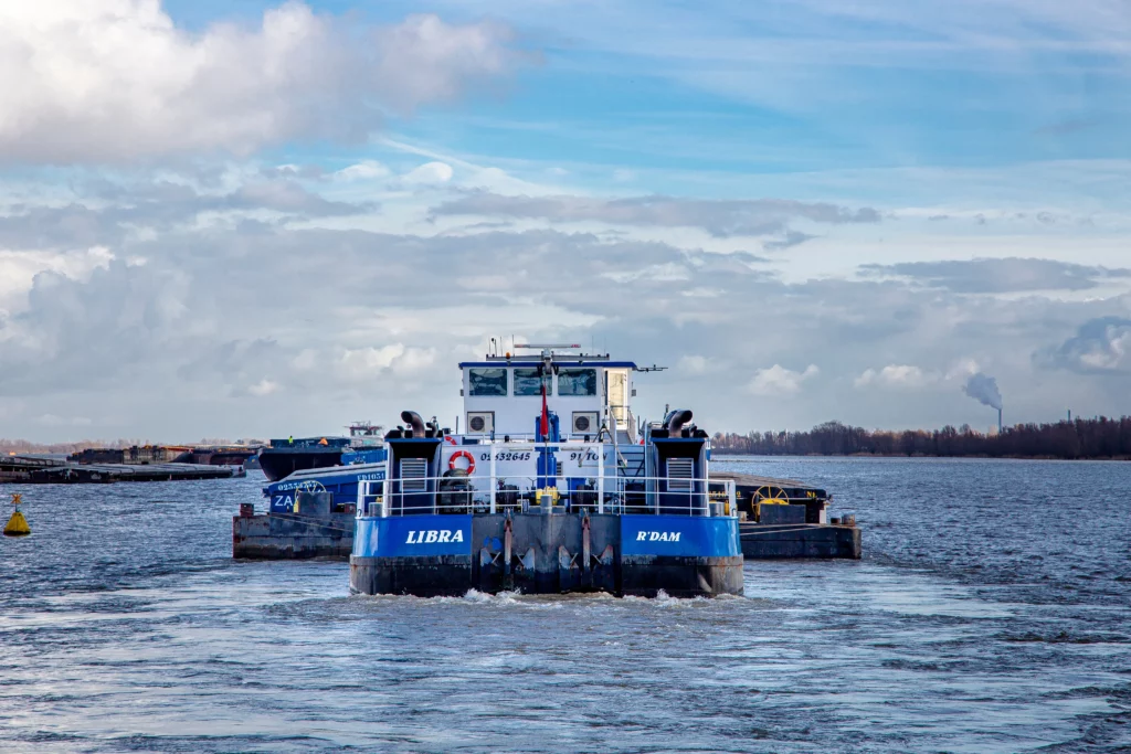 Een zonnige dag op het water